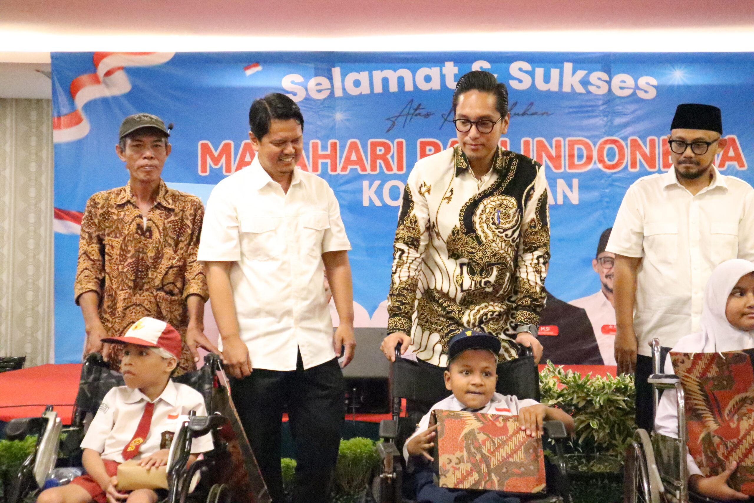 Image gallery marquee